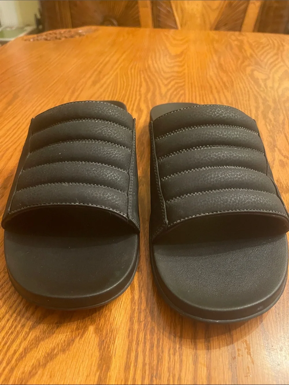 OluKai Men's Black Quilted Slide Sandals